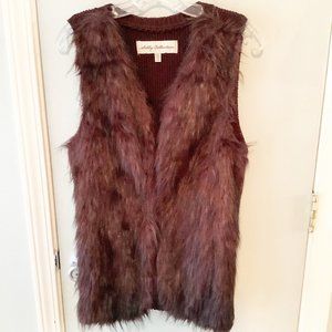 Sebby Collection Brown Faux Fur Vest Size M 